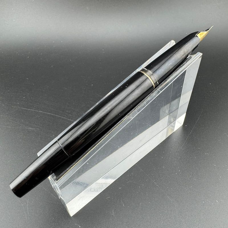 Montblanc Classic No. 221 Black Resin Fountain Pen 14K Gold Extra-Fine Nib