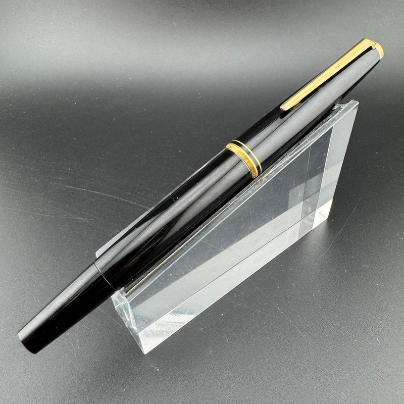 Montblanc Classic No. 221 Black Resin Fountain Pen 14K Gold Extra-Fine Nib