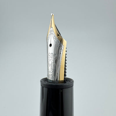 Montblanc Meisterstück No. 146 Fountain Pen 14K Gold Fine Nib Serviced