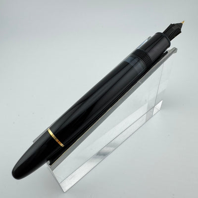 Montblanc Meisterstück No. 146 Fountain Pen 14K Gold Fine Nib Serviced
