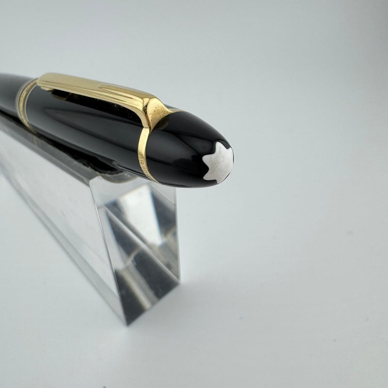 Montblanc Meisterstück No. 146 Fountain Pen 14K Gold Fine Nib Serviced