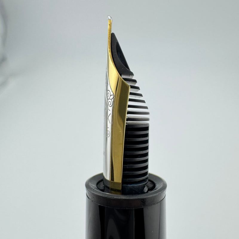 Montblanc Meisterstück No. 149 Fountain Pen 18K Gold Extra-Fine Nib Serviced