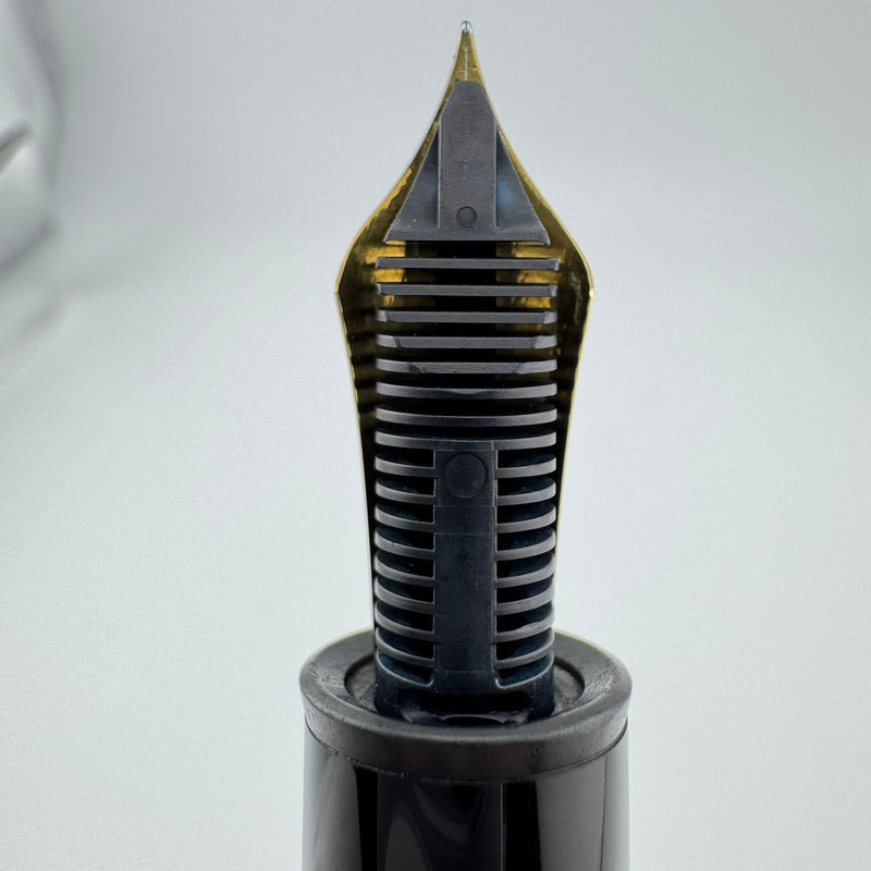 Montblanc Meisterstück No. 149 Fountain Pen 18K Gold Extra-Fine Nib Serviced