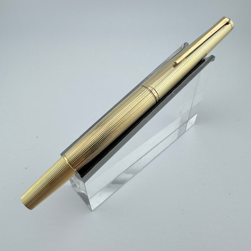 Montblanc Meisterstück No. 1246 Gold Plated Fountain Pen 18K Gold Med Nib Serviced