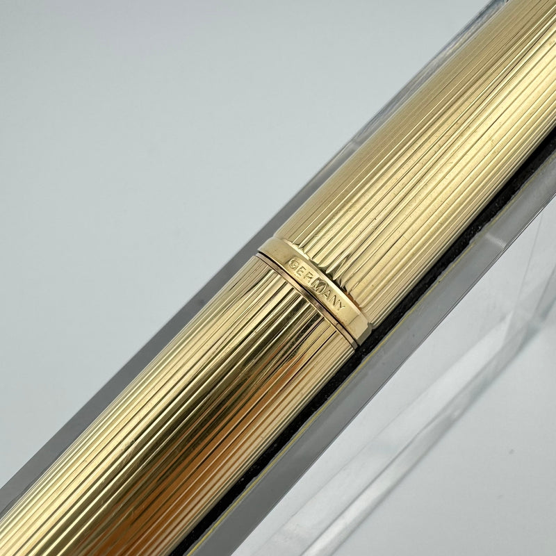Montblanc Meisterstück No. 1246 Gold Plated Fountain Pen 18K Gold Med Nib Serviced