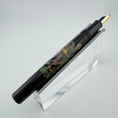 Pilot Emperor's Enthronement Commemoration Maki-e Fountain Pen Phoenix Limited 18K Gold Medium nib with box and Ink well