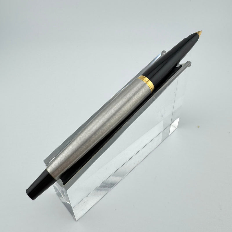 Parker 45 Flighter Deluxe Black Tassie Fountain Pen 14K Gold Extra-Fine Nib