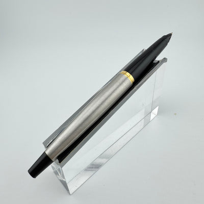 Parker 45 Flighter Deluxe Black Tassie Fountain Pen 14K Gold Extra-Fine Nib