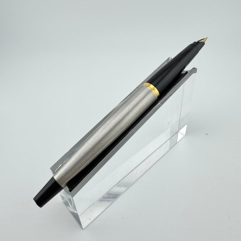 Parker 45 Flighter Deluxe Black Tassie Fountain Pen 14K Gold Extra-Fine Nib