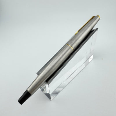 Parker 45 Flighter Deluxe Black Tassie Fountain Pen 14K Gold Extra-Fine Nib