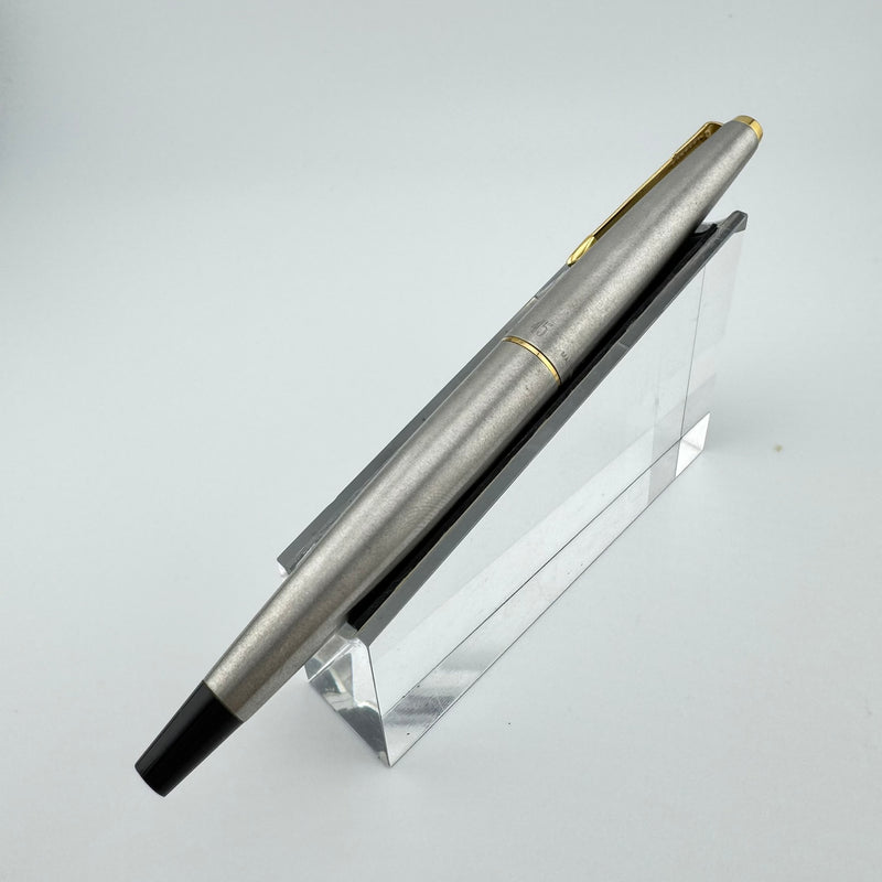 Parker 45 Flighter Deluxe Black Tassie Fountain Pen 14K Gold Extra-Fine Nib