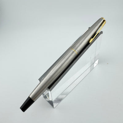 Parker 45 Flighter Deluxe Black Tassie Fountain Pen 14K Gold Extra-Fine Nib