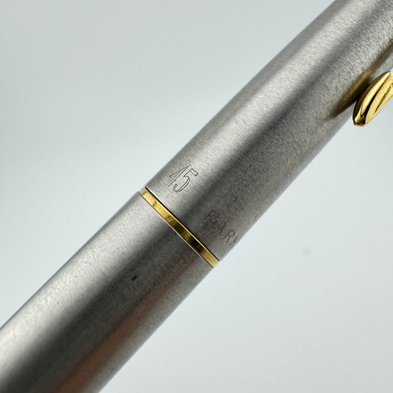 Parker 45 Flighter Deluxe Black Tassie Fountain Pen 14K Gold Extra-Fine Nib
