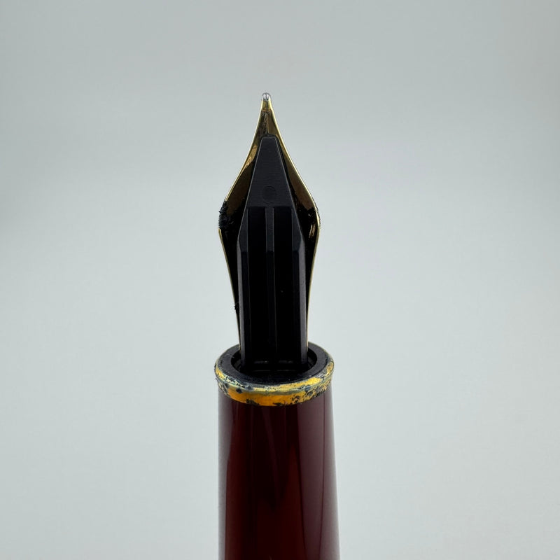 Montblanc Meisterstück No. 144 Burgundy Classique Fountain Pen 14K Gold Fine Nib