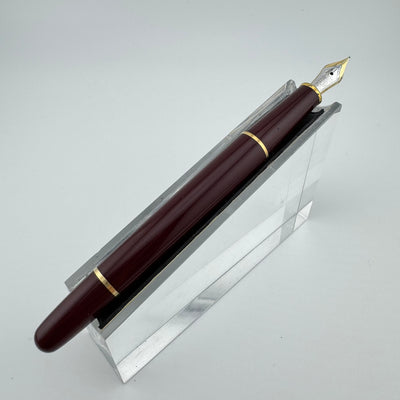 Montblanc Meisterstück No. 144 Burgundy Classique Fountain Pen 14K Gold Fine Nib