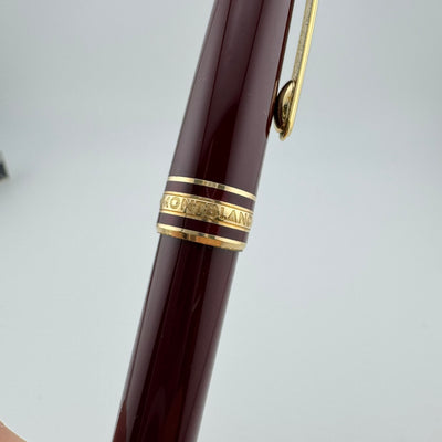 Montblanc Meisterstück No. 144 Burgundy Classique Fountain Pen 14K Gold Fine Nib