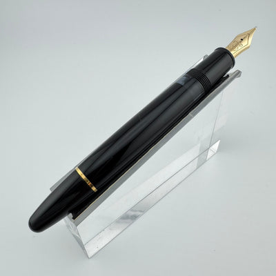 Montblanc Meisterstück No. 146 Fountain Pen 14K Gold OB Nib Serviced