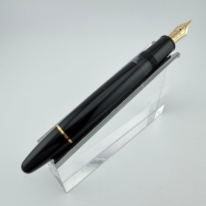 Montblanc Meisterstück No. 146 Fountain Pen 14K Gold OB Nib Serviced