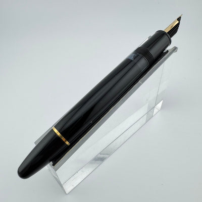 Montblanc Meisterstück No. 146 Fountain Pen 14K Gold OB Nib Serviced