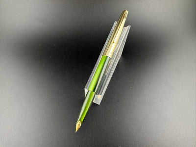 Everest Steady GK Luminous Green Fountain Pen 14K Fine Nib