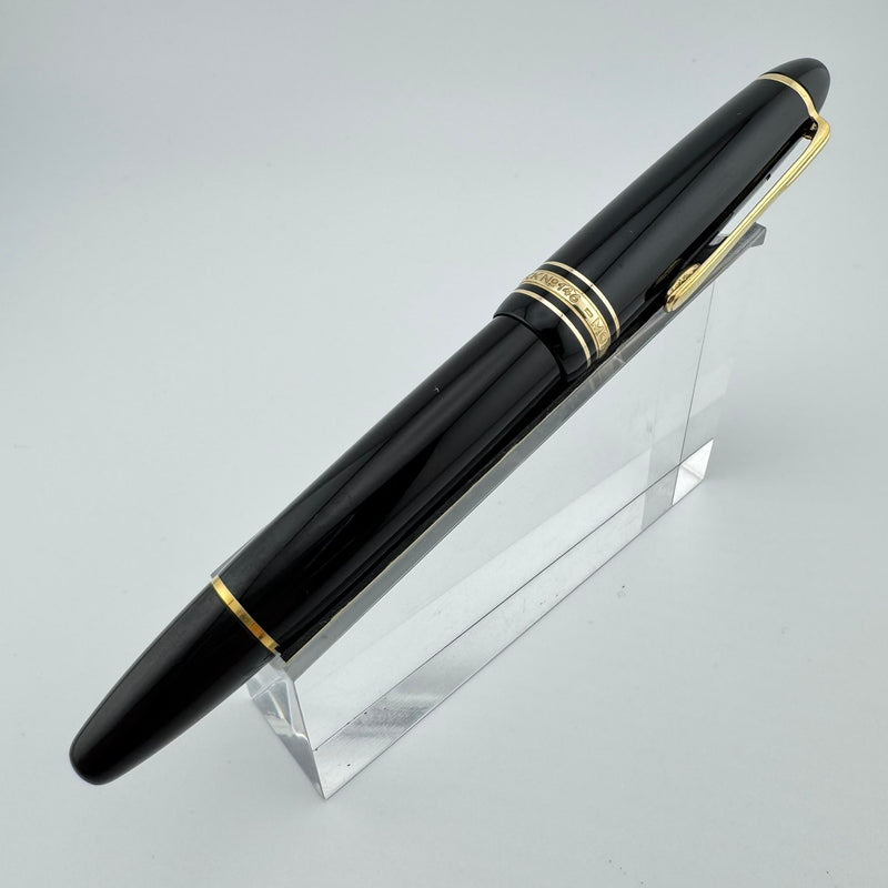 Montblanc Meisterstück No. 146 Fountain Pen 14K Gold Fine Nib Serviced