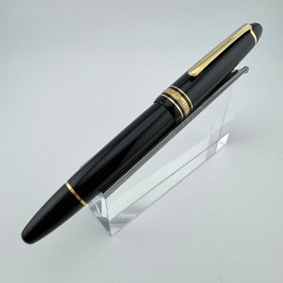Montblanc Meisterstück No. 146 Fountain Pen 14K Gold Fine Nib Serviced