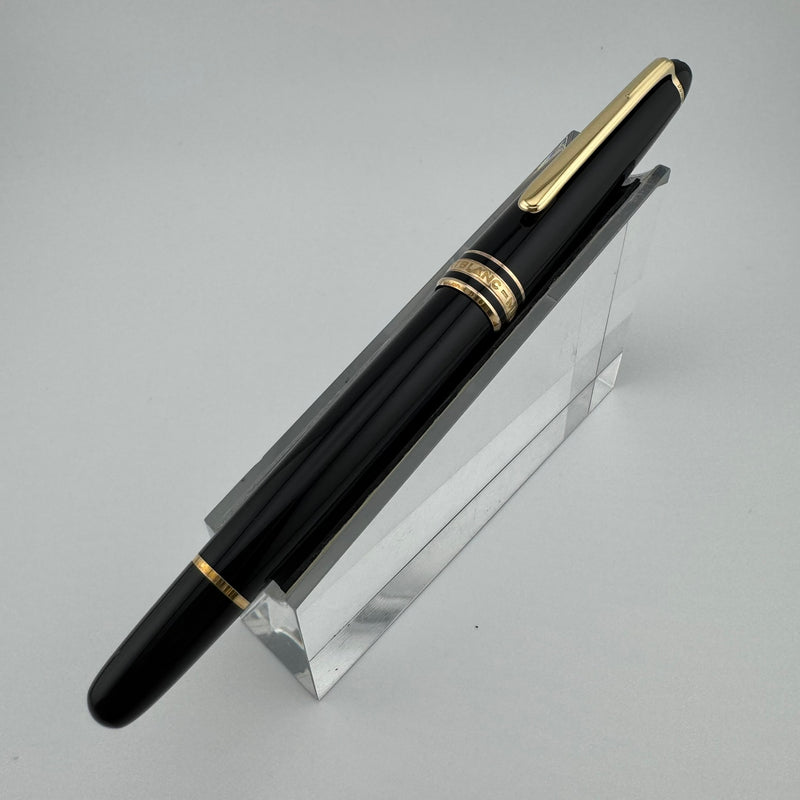 Montblanc Meisterstück No. 144 Classique Fountain Pen 18K Gold Medium Nib