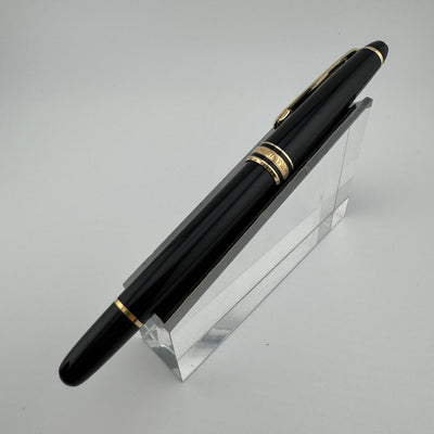 Montblanc Meisterstück No. 144 Classique Fountain Pen 18K Gold Medium Nib