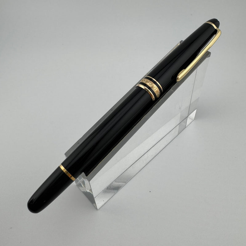Montblanc Meisterstück No. 144 Classique Fountain Pen 18K Gold Medium Nib