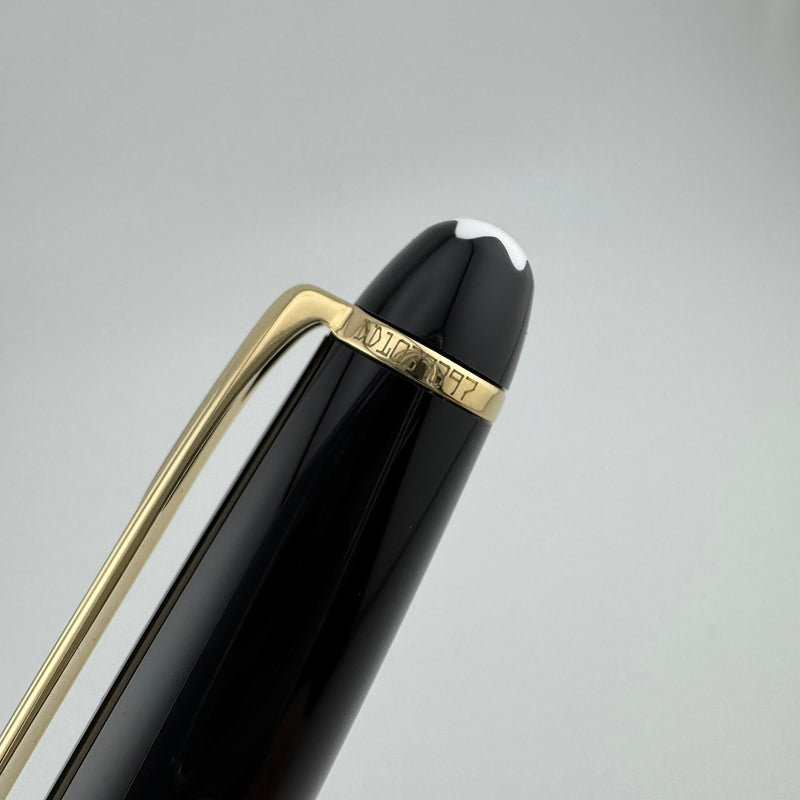 Montblanc Meisterstück No. 144 Classique Fountain Pen 18K Gold Medium Nib