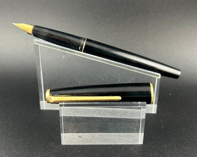 Montblanc Fountain Pen 14K Gold, Fine Nib