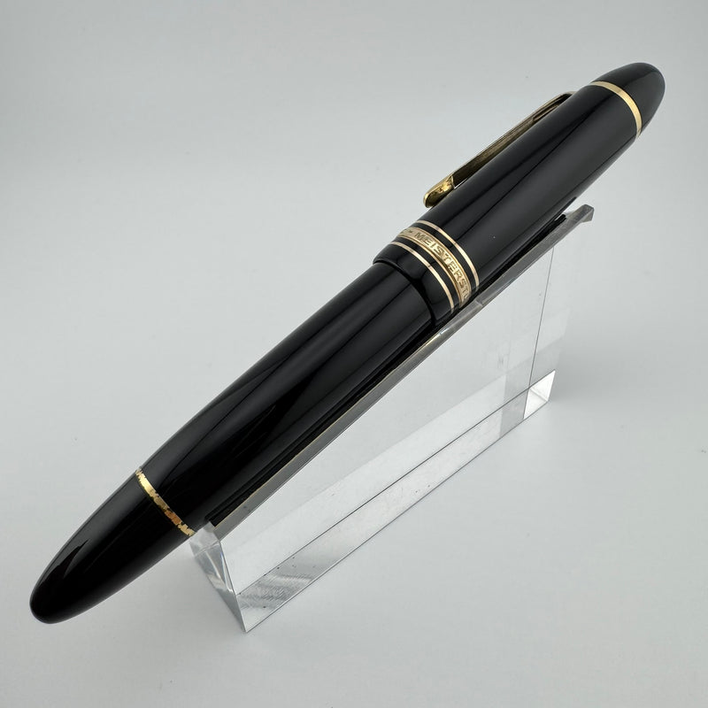Montblanc Meisterstück No. 149 Fountain Pen 14C Gold Medium Nib Serviced