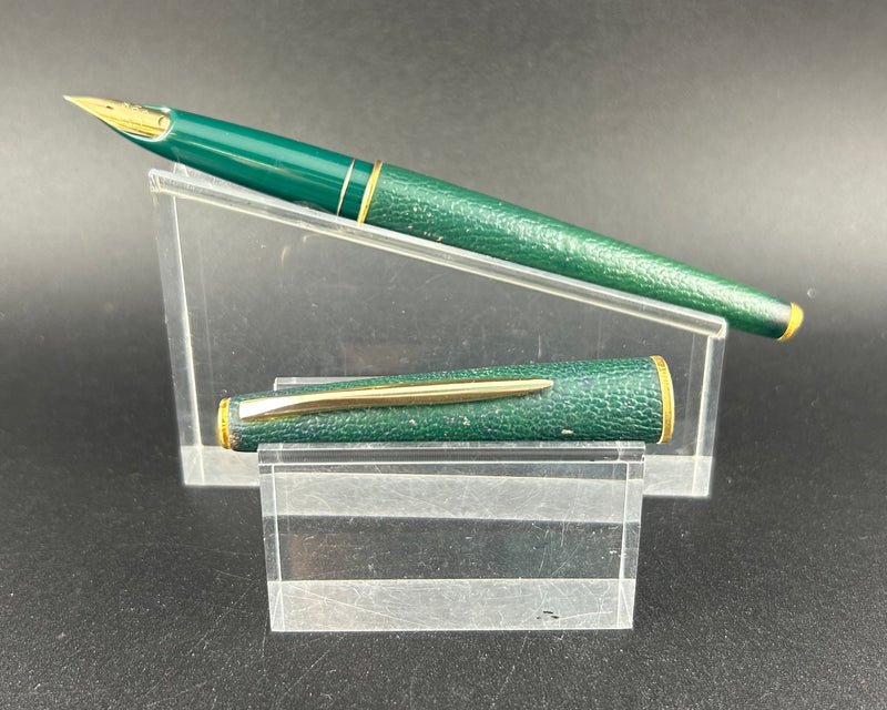 Pilot Fountain Pen Green Leather 18K Gold Fine nib