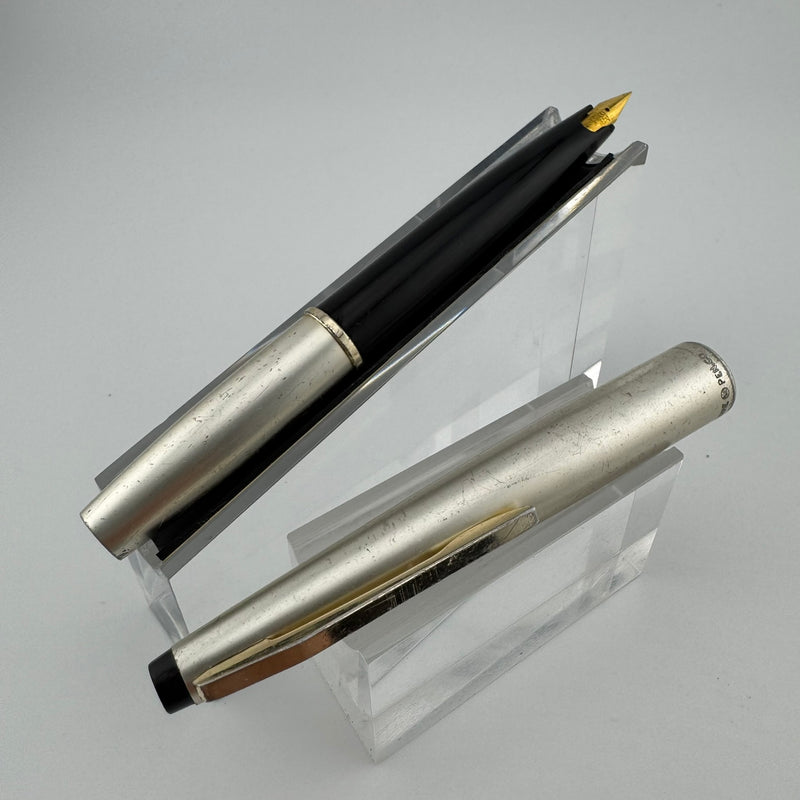 Ferme Aluminum Pocket Fountain Pen 18K Gold Extra-Fine Nib