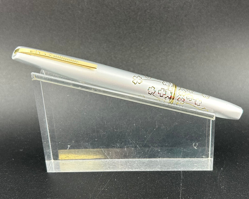 Platinum Gold flowers Pocket Pen 18K Gold, Extra Fine nib