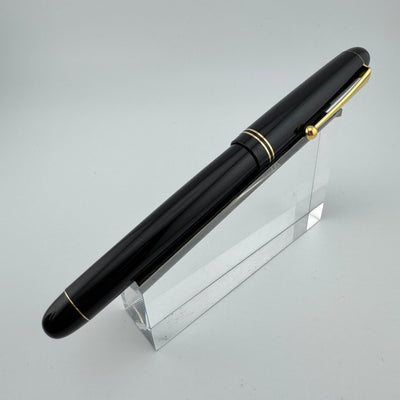 Pilot Custom 67 Black Resin Fountain Pen 14K Gold Extra-Fine Nib