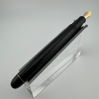 Pilot Custom 67 Black Resin Fountain Pen 14K Gold Fine Nib