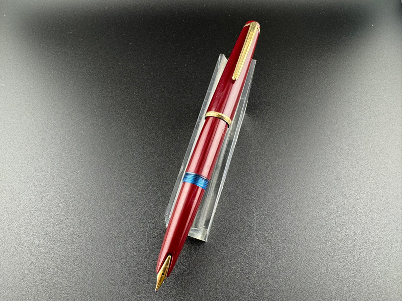 Montblanc No. 32 Bordeaux/Burgundy Fountain Pen 14K Medium Nib