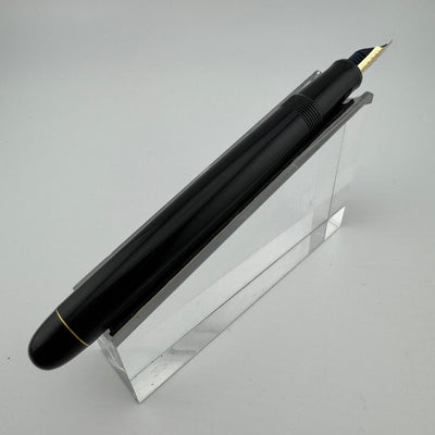 Pilot Custom 67 Black Resin Fountain Pen 14K Gold Fine Nib