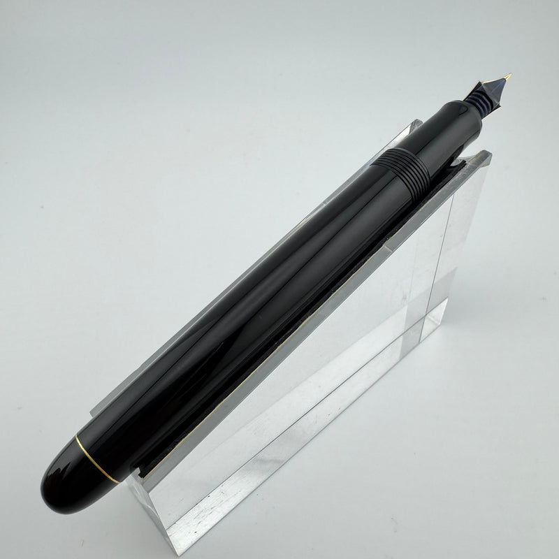 Pilot Custom 67 Black Resin Fountain Pen 14K Gold Fine Nib
