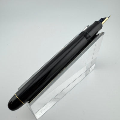 Pilot Custom 67 Black Resin Fountain Pen 14K Gold Fine Nib