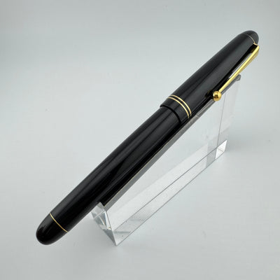 Pilot Custom 67 Black Resin Fountain Pen 14K Gold Fine Nib