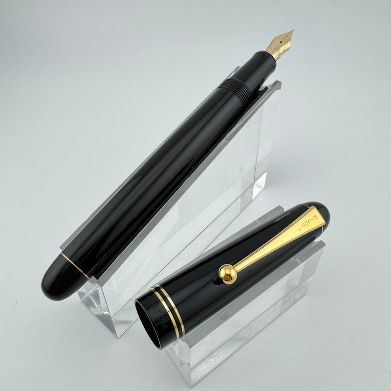 Pilot Custom 67 Black Resin Fountain Pen 14K Gold Medium Nib