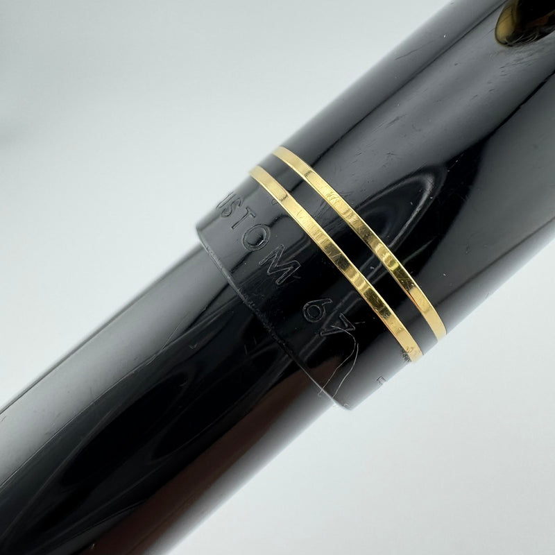 Pilot Custom 67 Black Resin Fountain Pen 14K Gold Medium Nib