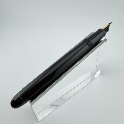 Pilot Custom 67 Black Resin Fountain Pen 14K Gold Broad Nib