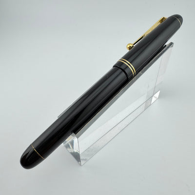 Pilot Custom 67 Black Resin Fountain Pen 14K Gold Broad Nib