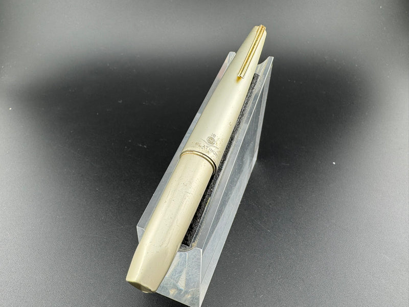 Platinum Pocket Fountain Pen 18K Medium Nib