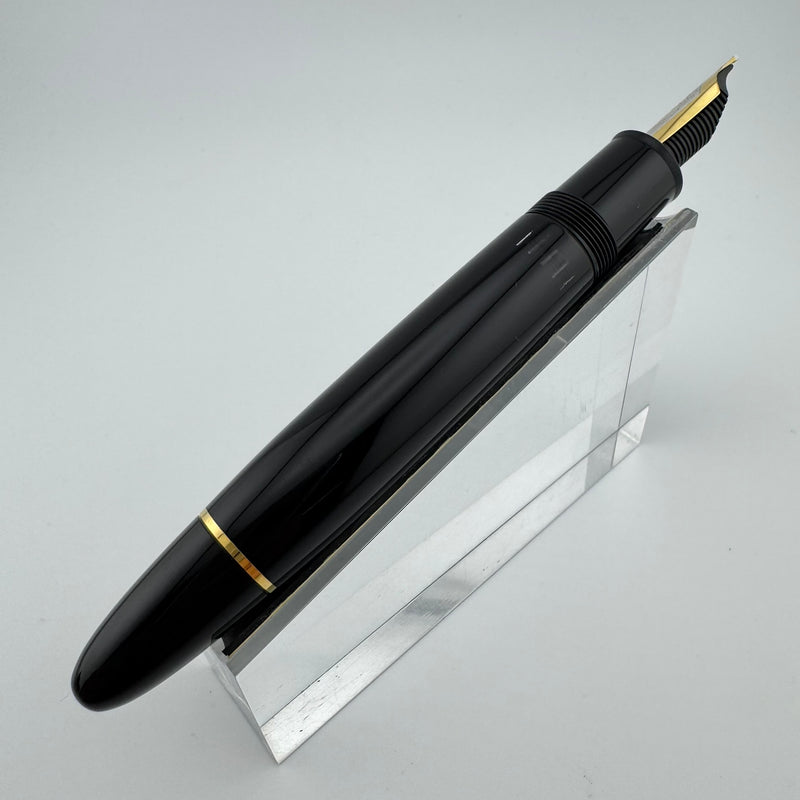 Montblanc Meisterstück No. 149 Fountain Pen 18K Gold Medium Nib Serviced w/Box