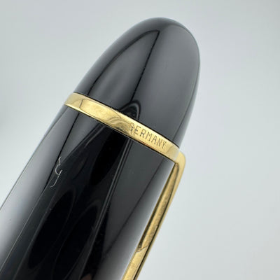 Montblanc Meisterstück No. 149 Fountain Pen 18K Gold Medium Nib Serviced w/Box