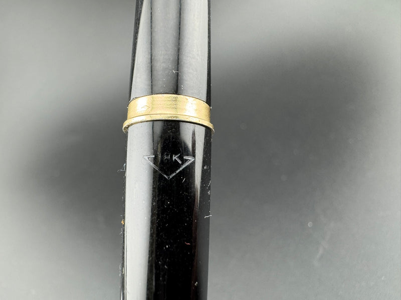 Pilot Elite Pocket Fountain Pen 18K Gold Manifold Medium Nib Jun 1973